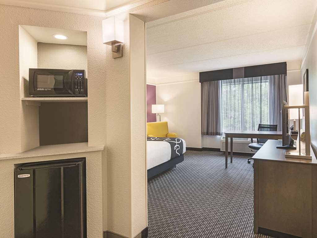Hotel La Quinta By Wyndham Atlanta Perimeter Medical Sandy Springs Habitación foto